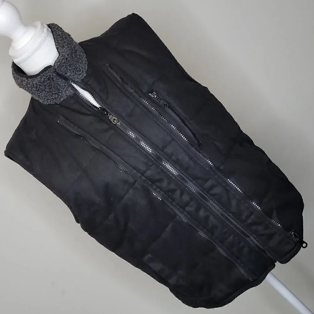 BigchillβouterwearβreversibleΒ blackβvestβszβM